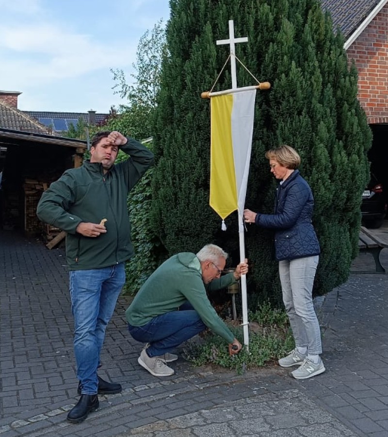 Fahne aufstellen