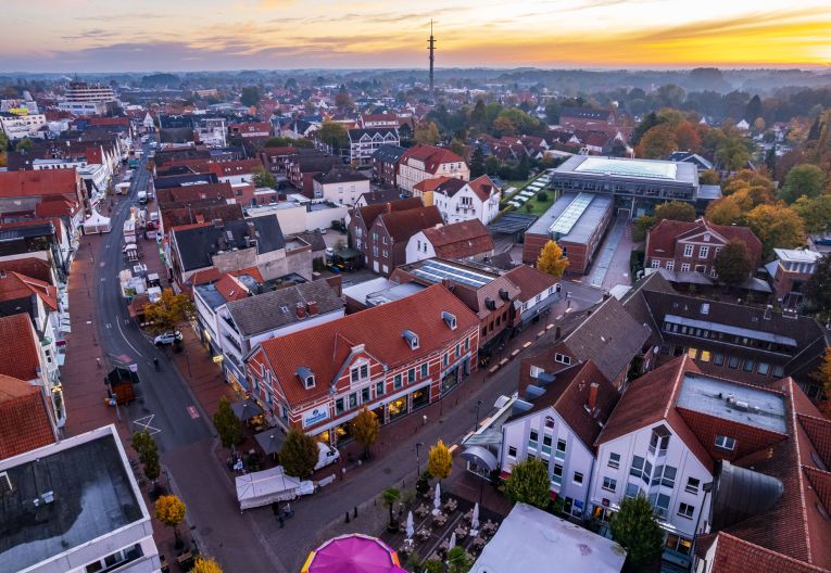 Vechta hat mehr zu bieten als den berühmten Stoppelmarkt – auch wenn der größte Jahrmarkt Norddeutschlands der absolute Publikumsmagnet ist.