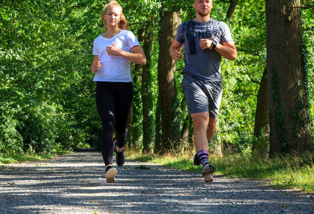Laufszenen_im_Wald_Gut_Fuechtel