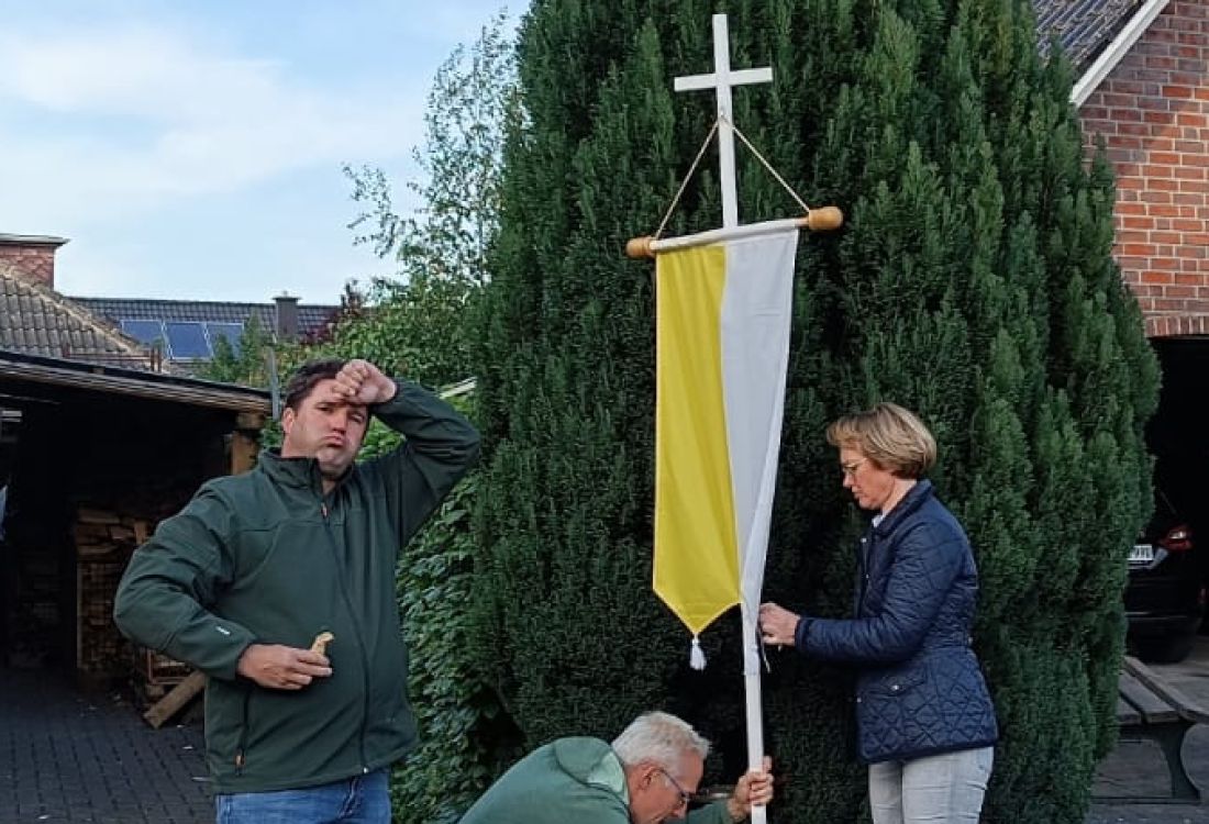 Fahne aufstellen