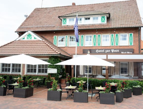 Hotel zur Post - Sommerterrasse